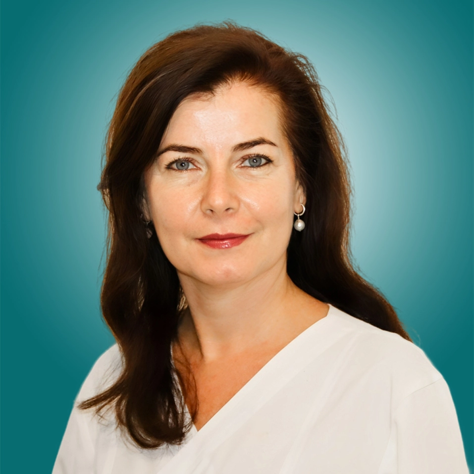 Dr. Alexandra Lazăr